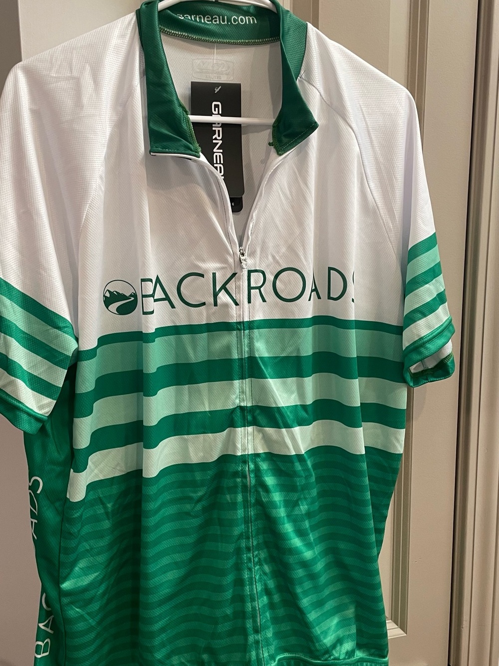 Backroads Men's Green and White Short-Sleeve Cycling Jersey